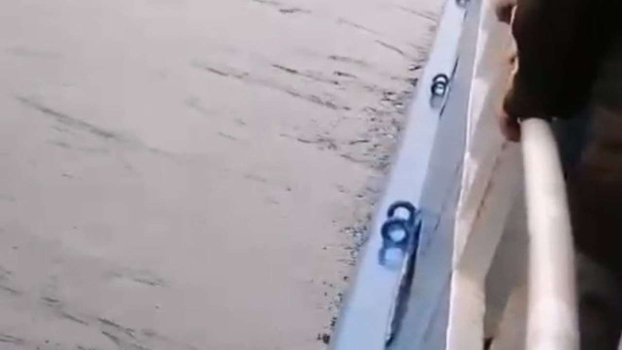 İstanbul'da vapurdan denize yolcu düştü