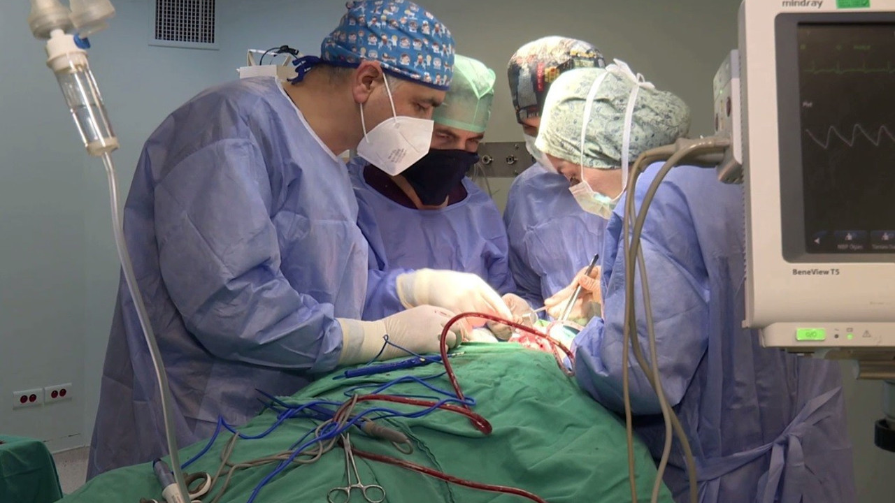 Gırtlağı alındı sağlığına kavuştu