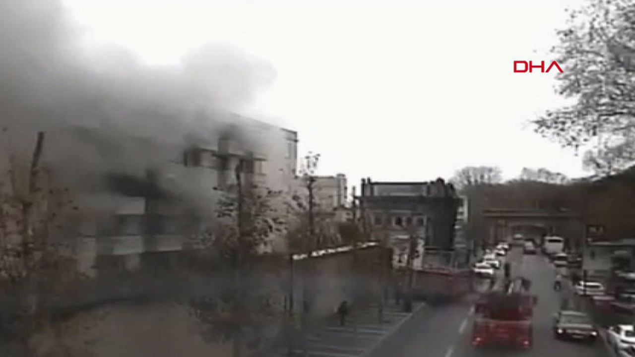 Son dakika haberi: Çırağan Sarayı'ndaki yangın kontrol altına alındı