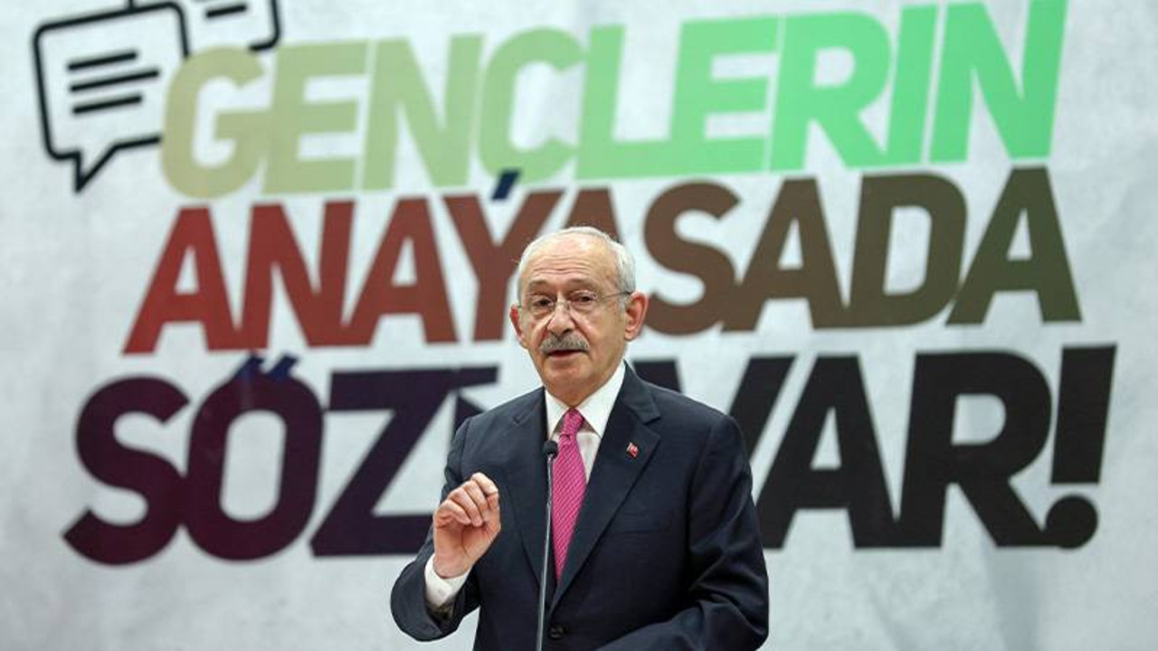 Kılıçdaroğlu genç hukukçulara seslendi: ‘Darbe hukukundan arınmak istiyoruz' demelisiniz