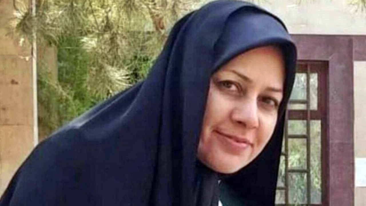 İran lideri Hamaney Mahsa Amini protestoları nedeniyle yeğenine de acımadı