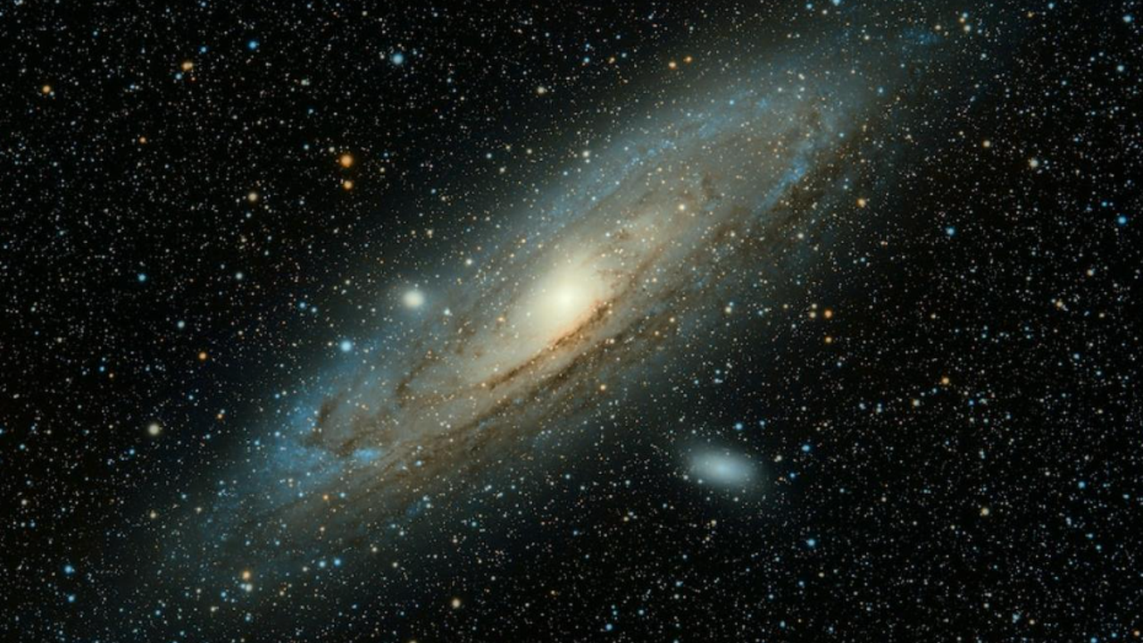 Güneş Sistemi'nin etrafını 'parıltı' sardı. Bilim insanları parıltının sırrını araştırıyor