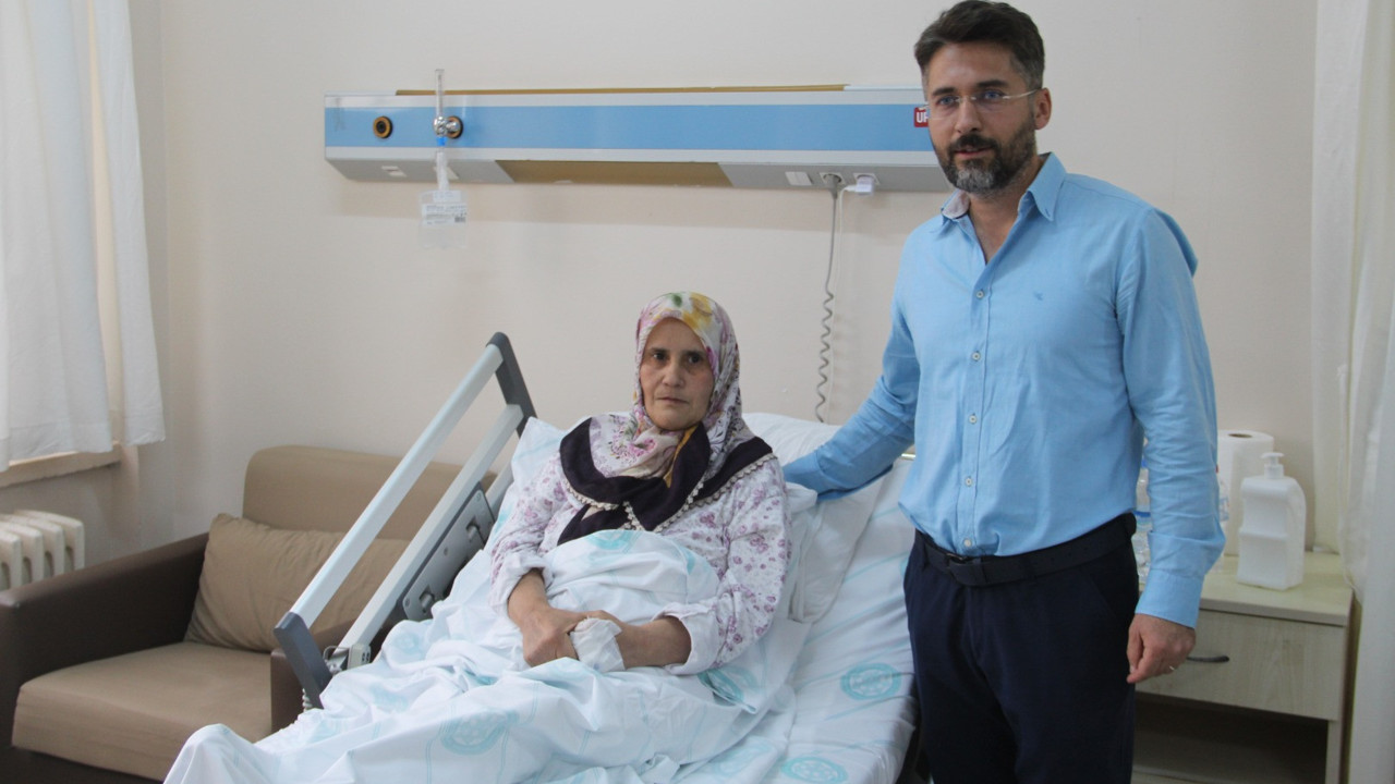 Yüz binde bir görülüyor. 20 yıl sağlıklı şekilde yiyip içemedi