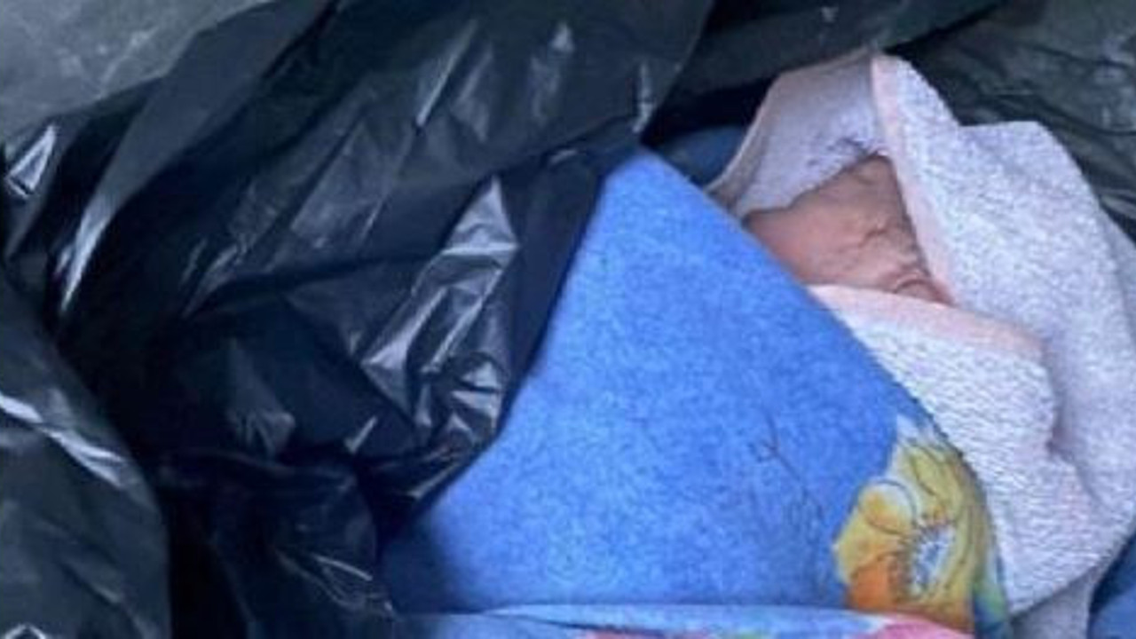 İstanbul'da yeni doğan bebeği poşete sarıp sokağa attılar
