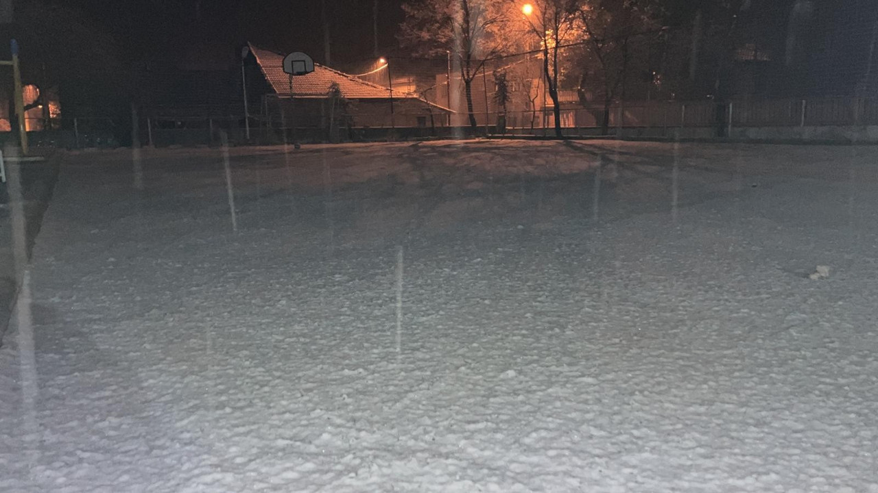 Kastamonu’nun yüksek kesimleri beyaza büründü