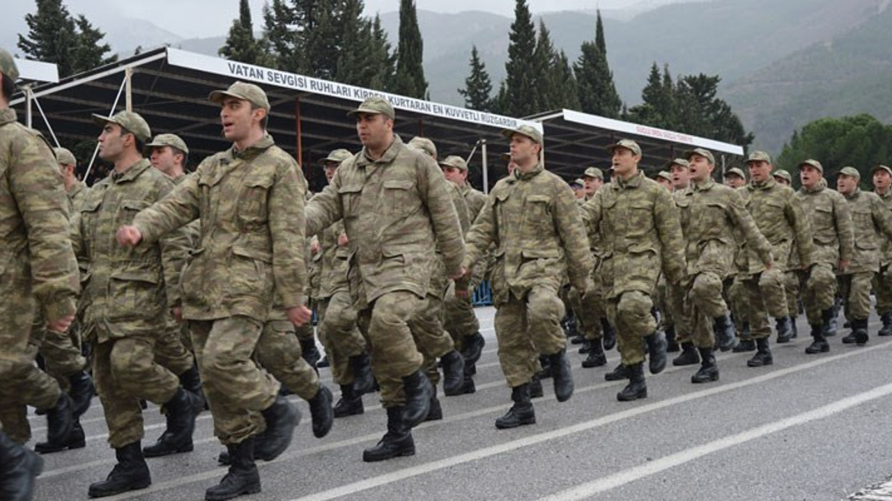 Milyonlarca bedelli askerlik mağduru AKP’den acil çözüm bekliyor. Devlete zararı 1 milyar TL’den fazla