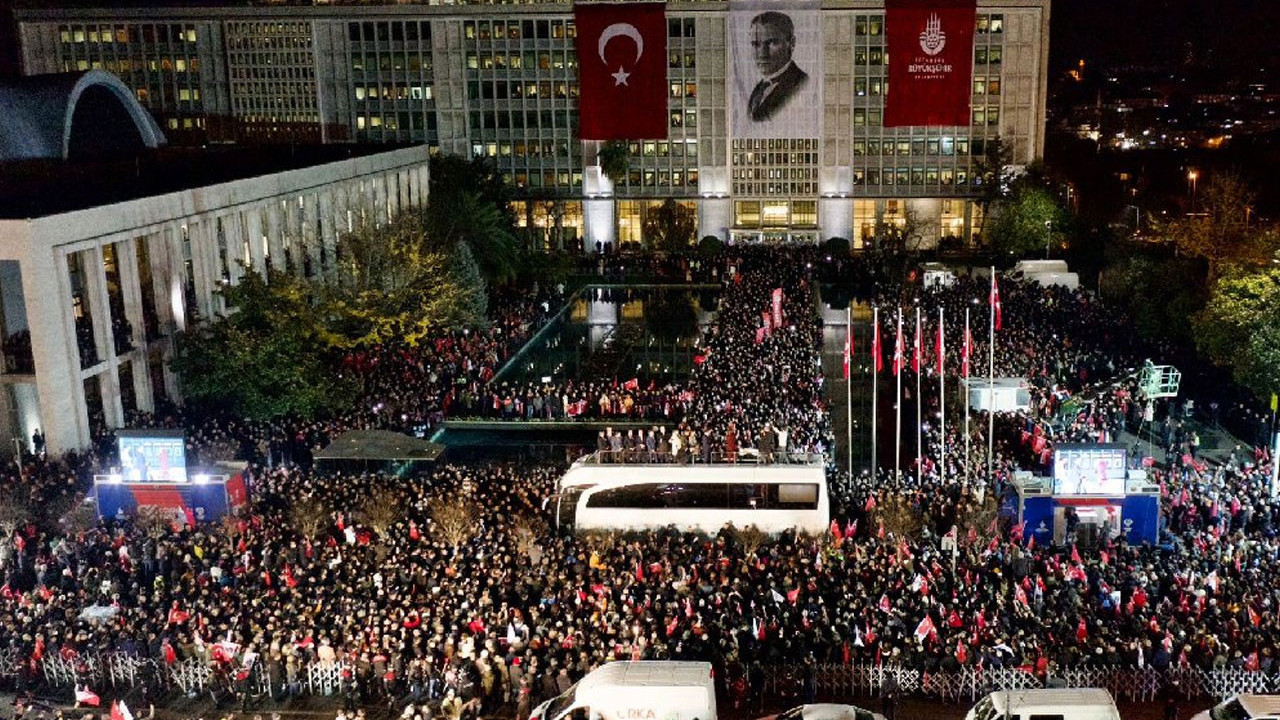 Altılı masa İmamoğlu için toplanıyor: Liderlerden Saraçhane'ye çağrı