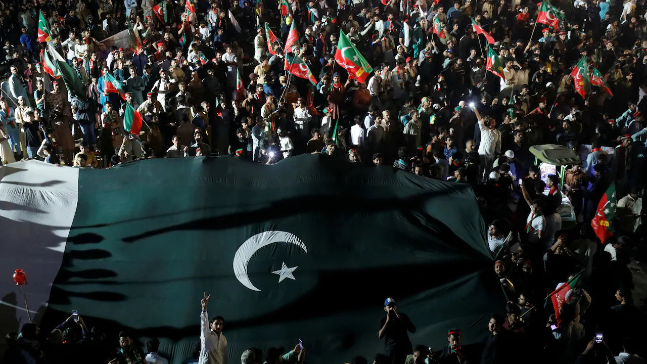 Pakistan'ın beyin göçü bir yılda üç kat hızlandı