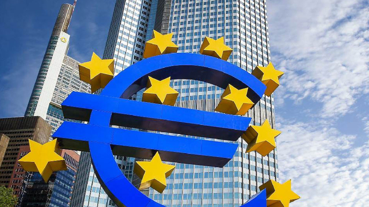 FED’in arkasından Avrupa Merkez Bankası da faiz kervanına katıldı
