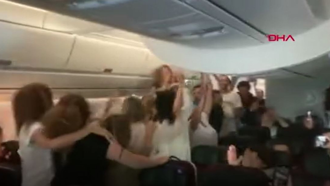 THY uçağında Arjantinliler şampiyonluğu böyle kutladı