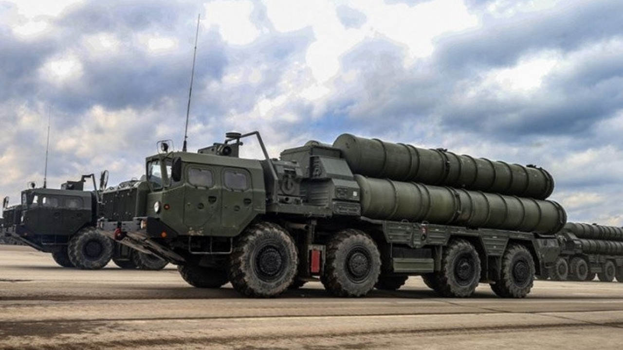 Belarus S-400 ve İskender sistemlerini devreye soktu