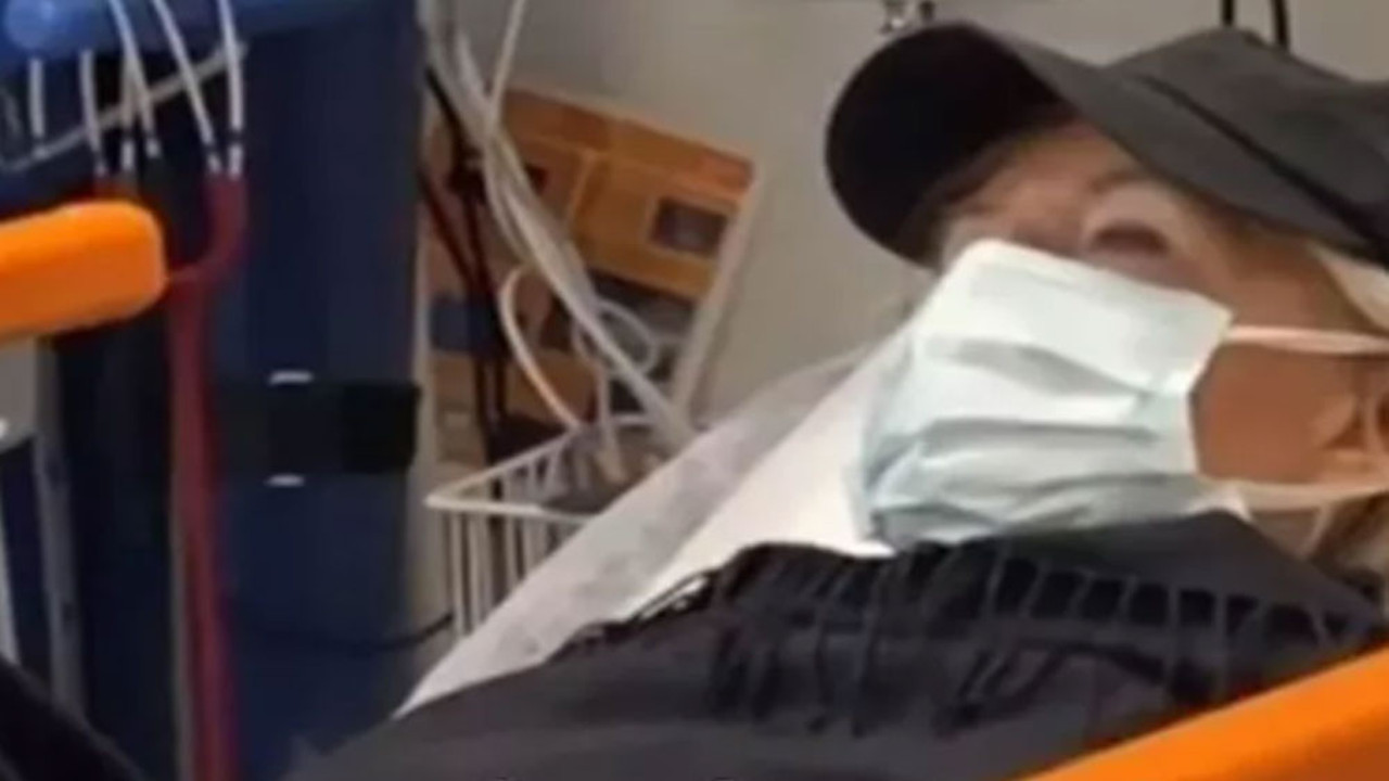 Filiz Akın'dan korkutan haber. Sosyal medyadan açıkladı