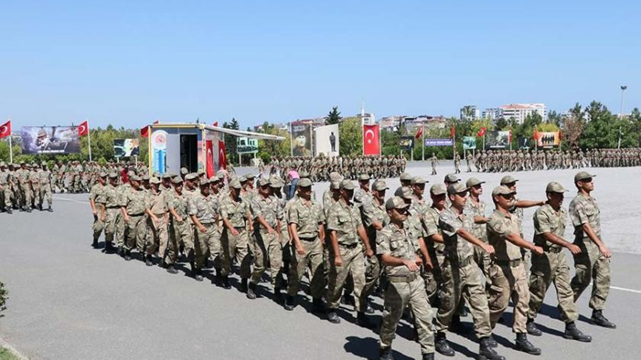 AKP’nin bedelli askerlik mağdurları 2: Ücret zengin fakir ayrımı yaratıyor