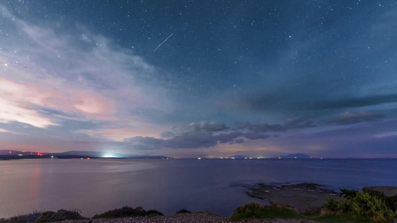 Kocaeli'de meteor yağmuru. İzleyenlerin ağzı açık kaldı