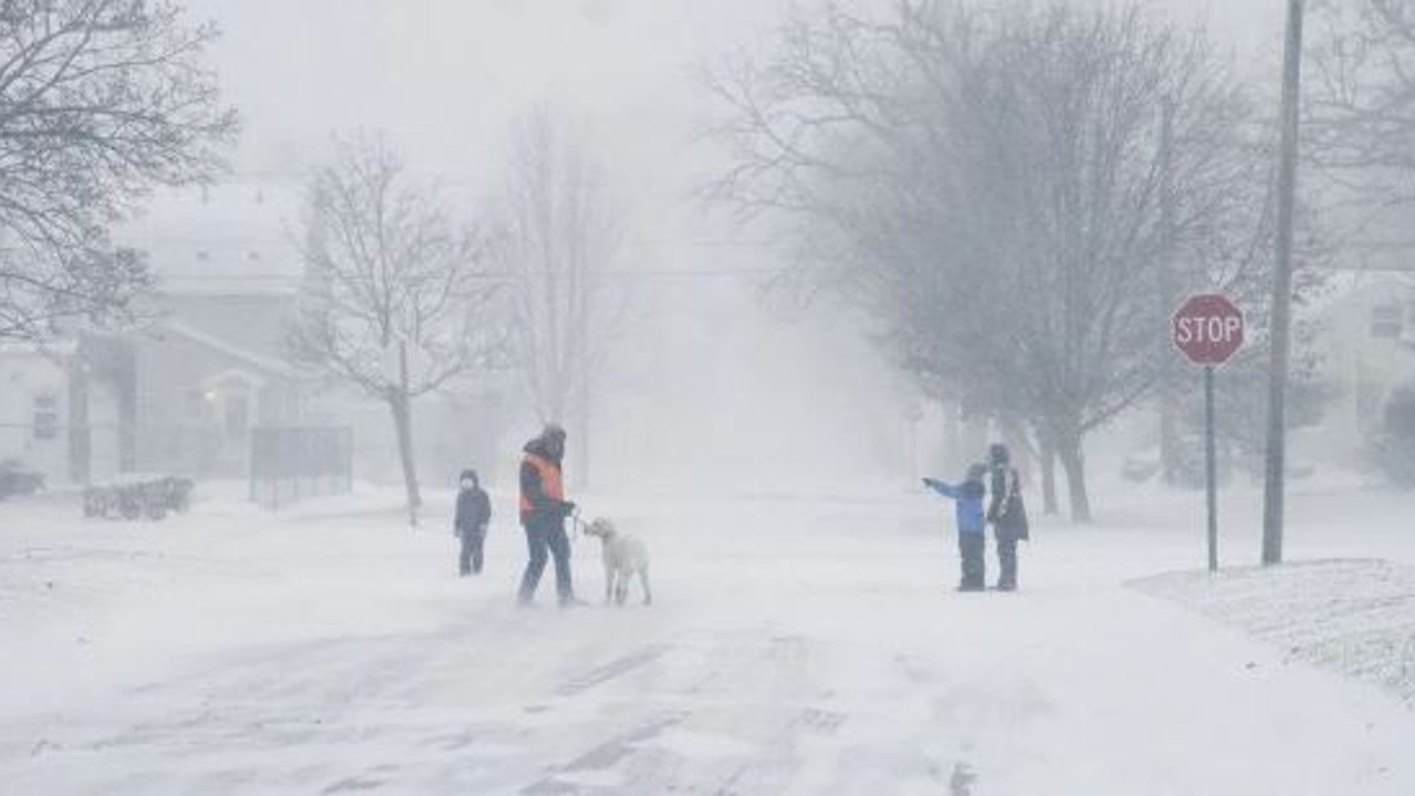 Bomba siklonu vurdu 12 kişi canından oldu
