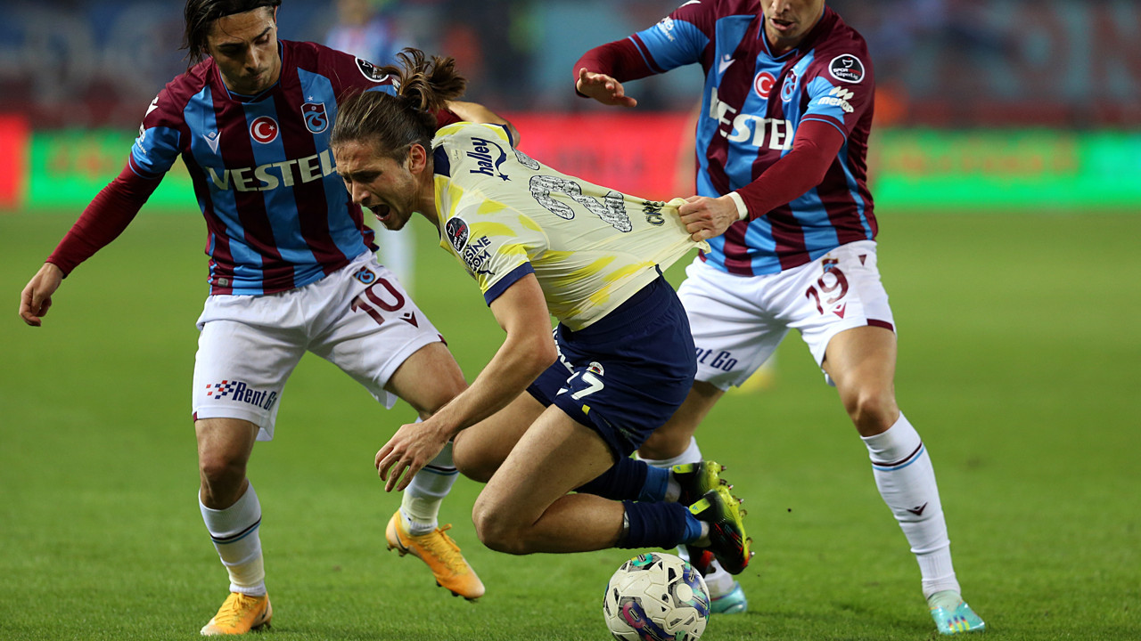 Trabzon'daki dev maçta kırmızı kart ve gol