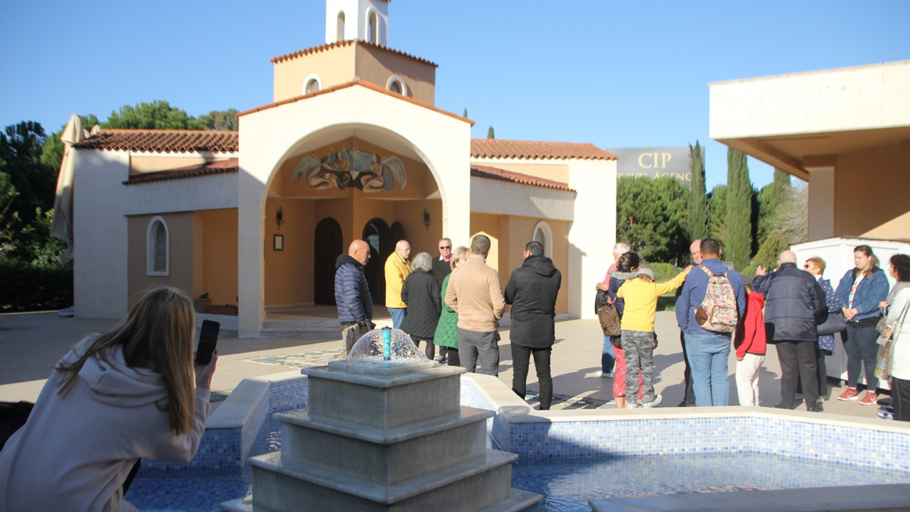 Antalya'daki Dinler Bahçesi'nde Noel ayini yapıldı