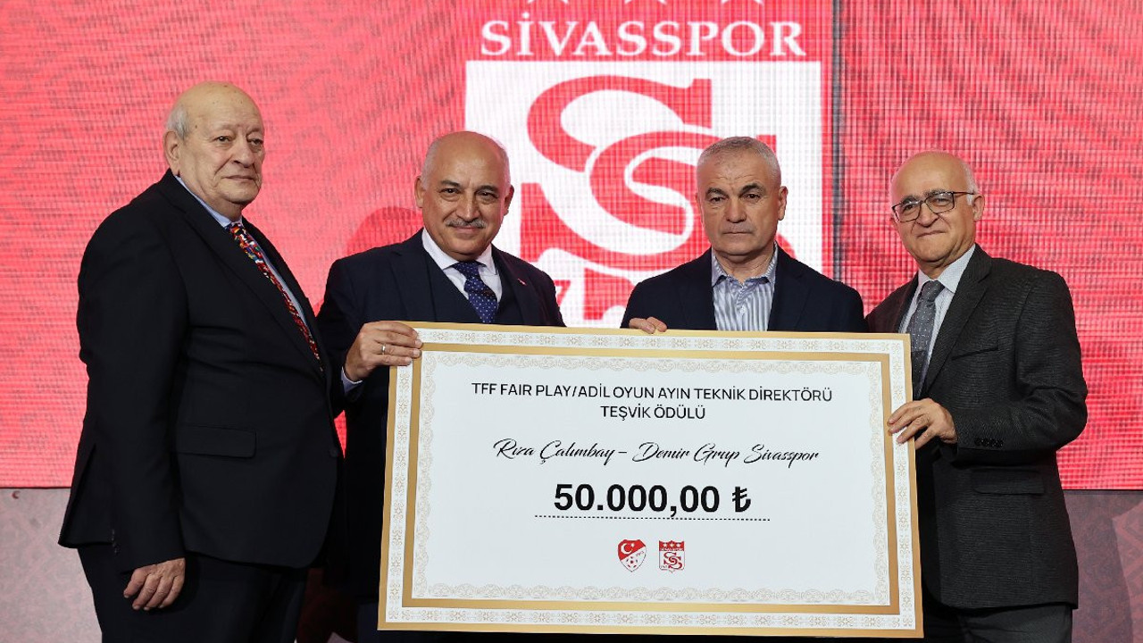 Rıza Çalımbay'dan 50 bin liralık jest