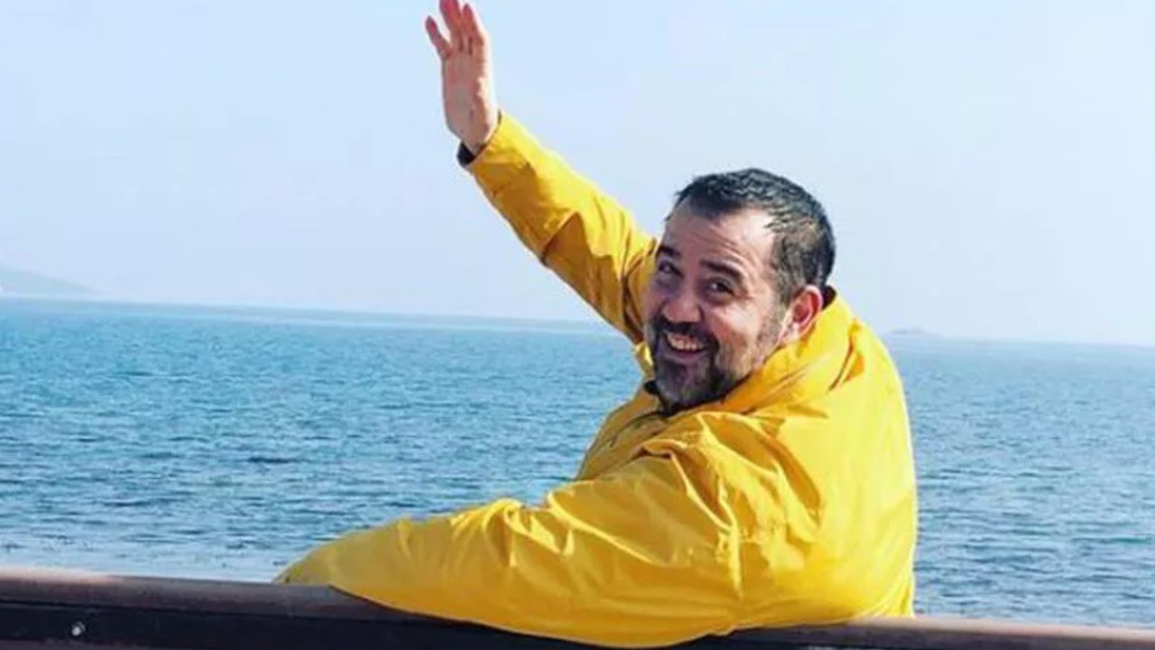 Ata Demirer'in 'Koreli yönetmen' taklidi olay oldu. Binlerce kişi tarafından izlendi