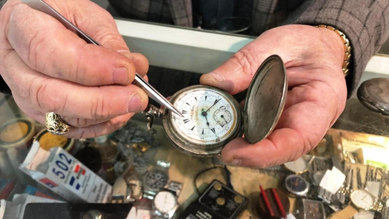 Aman saatiniz bozulmasın. 2023 yılı saat tamir fiyatları açıklandı