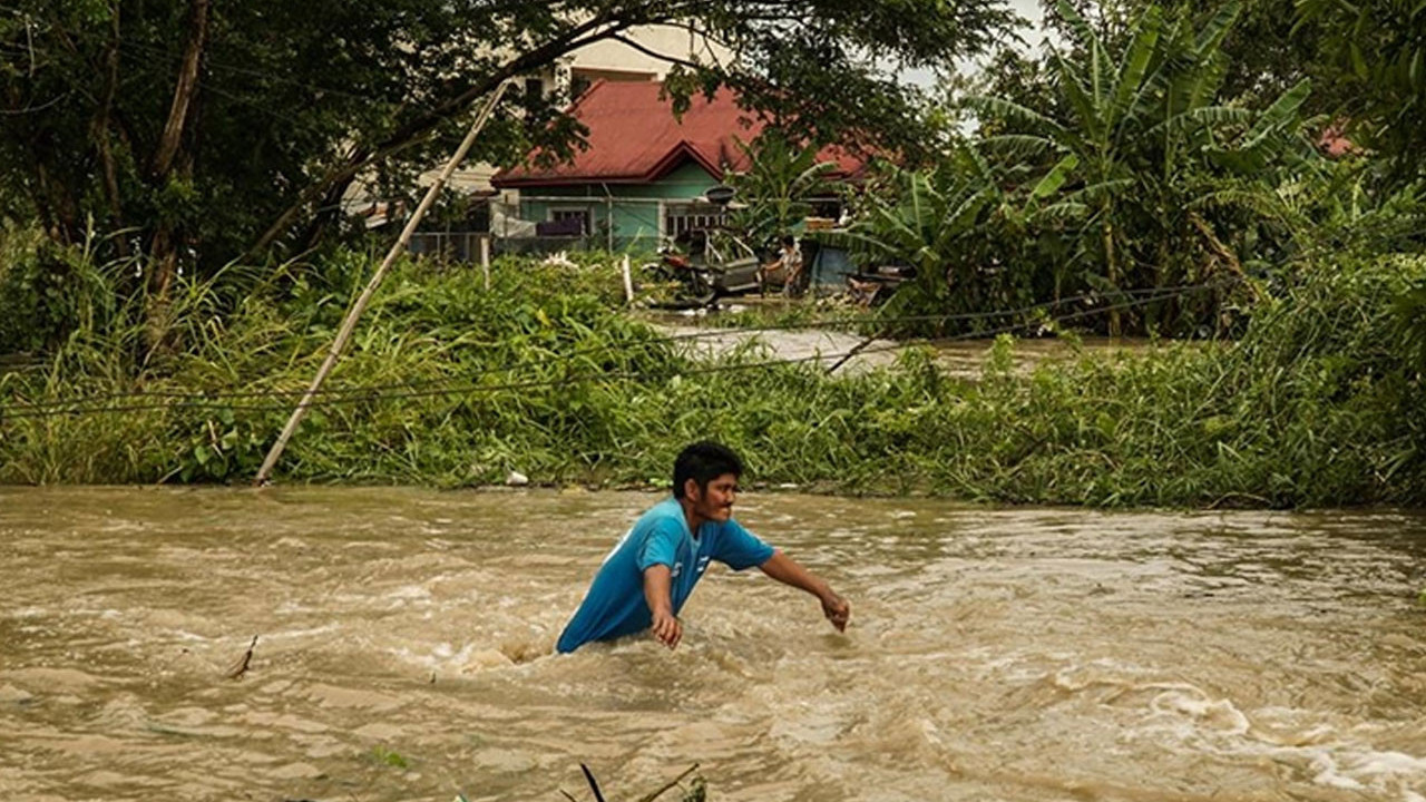 Filipinler'de ölenlerin sayısı 44'e yükseldi