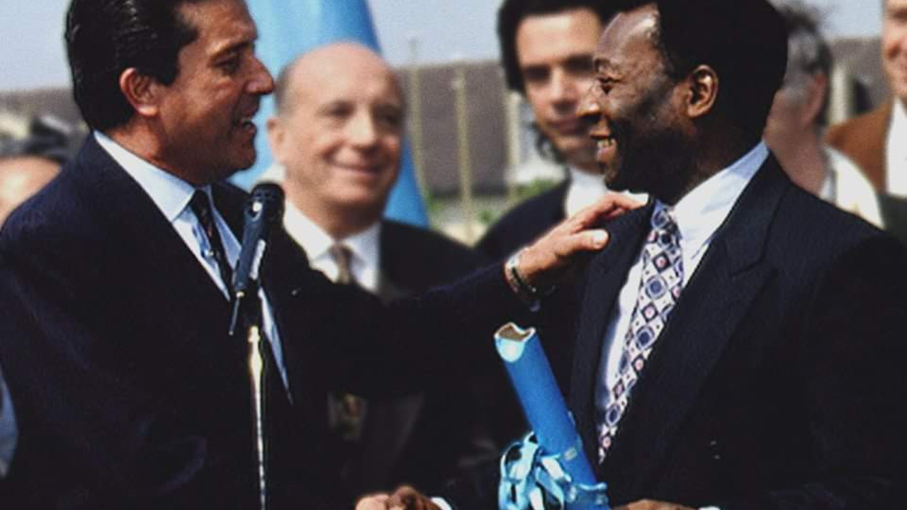 Unesco da Pele'yi unutmadı