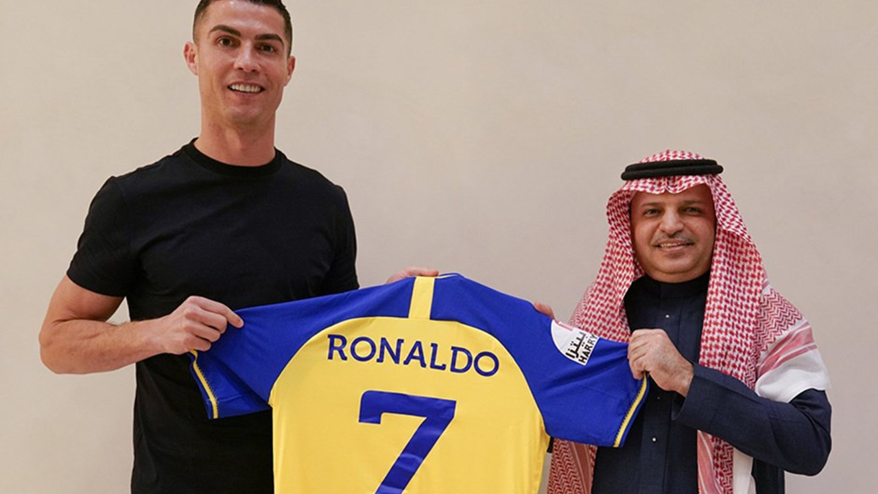 Ronaldo'nun Arabistan'a transferi gündem oldu. Kenan Başaran taşı gediğine oturttu