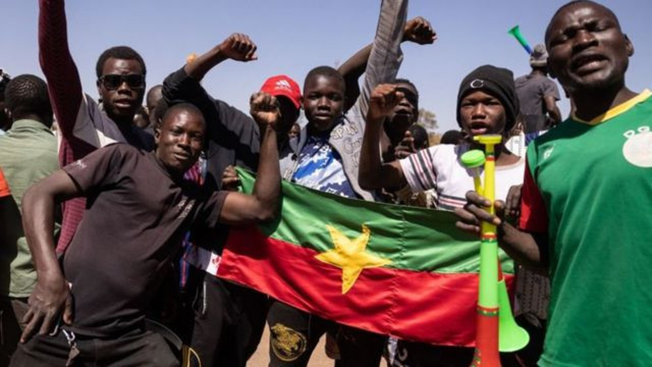 Burkina Faso, Fransa Büyükelçisini “istenmeyen kişi” ilan etti