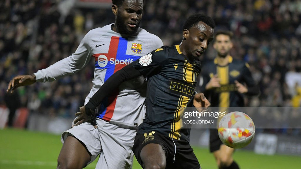 Barcelona Intercity karşısında öldü öldü dirildi