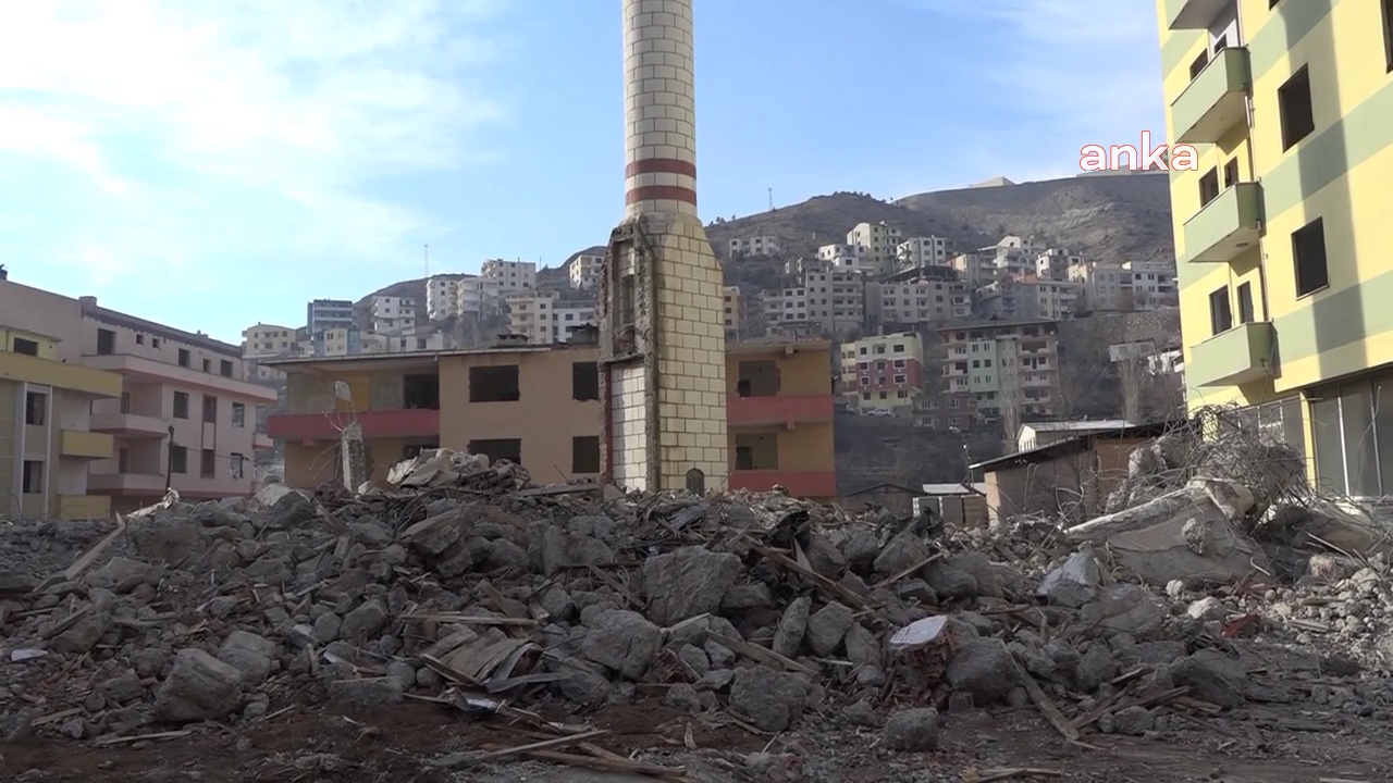 Camiyi yıktılar vatandaş ayaklandı. MHP ve AKP cami yıkan parti olarak tarihe geçecek