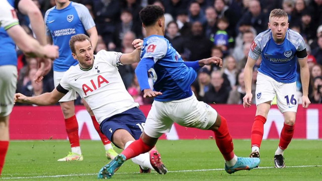 Tottenham Harry Kane ile uçtu