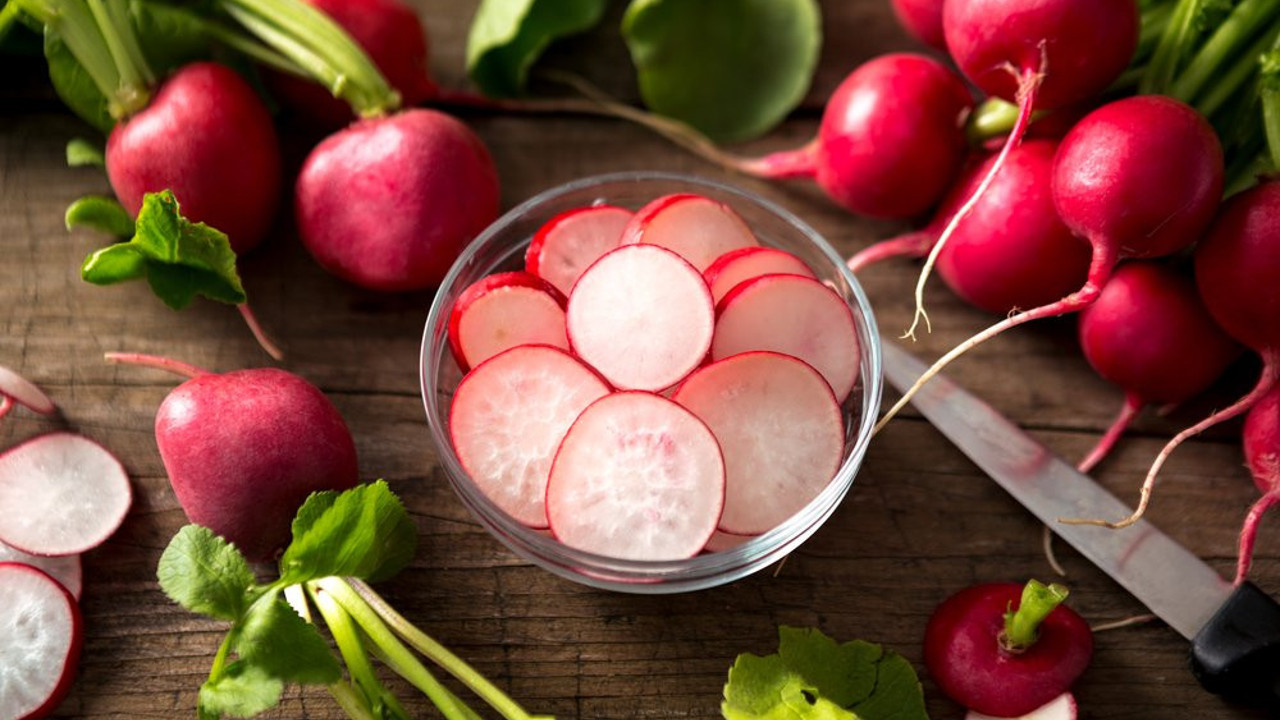 Turp gibi olmanın formülü turp tüketmek. Faydalarını duyan şaşıp kalıyor