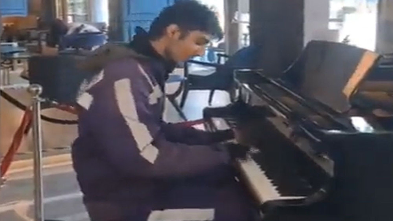 Piyanoyu kullanabilir miyim diyen kurye çalışıyla mest etti