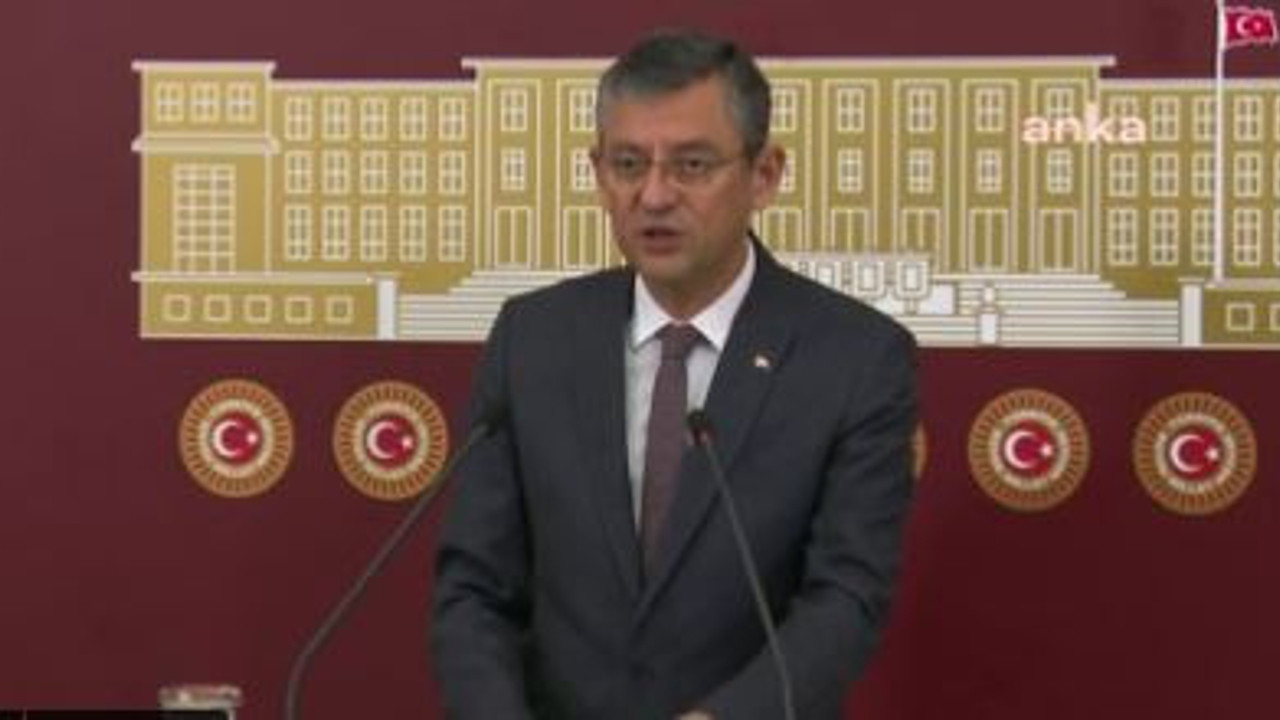 Özgür Özel: Yarın Soylu’yla ilgili bir dosya açıklayacağım. Başıma bir iş gelirse üç arkadaşıma dosyayı gönderdim