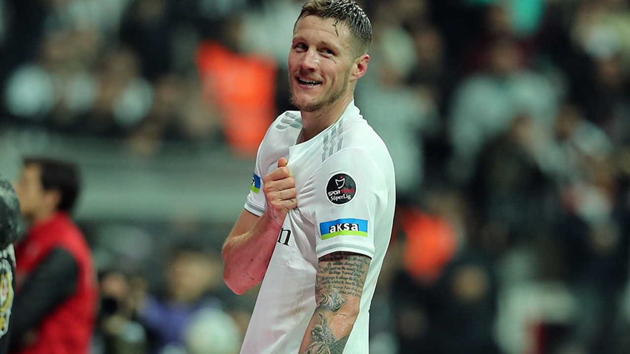 Beşiktaş'ta Weghorst krizi. 'Ağrılarım var' dedi antrenmana çıkmadı