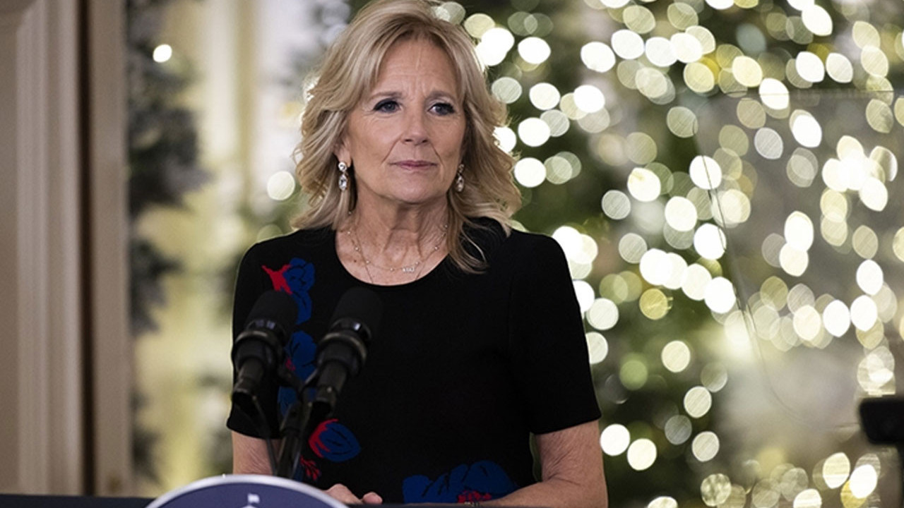 Biden'ın eşi kanser nedeniyle ameliyat oldu