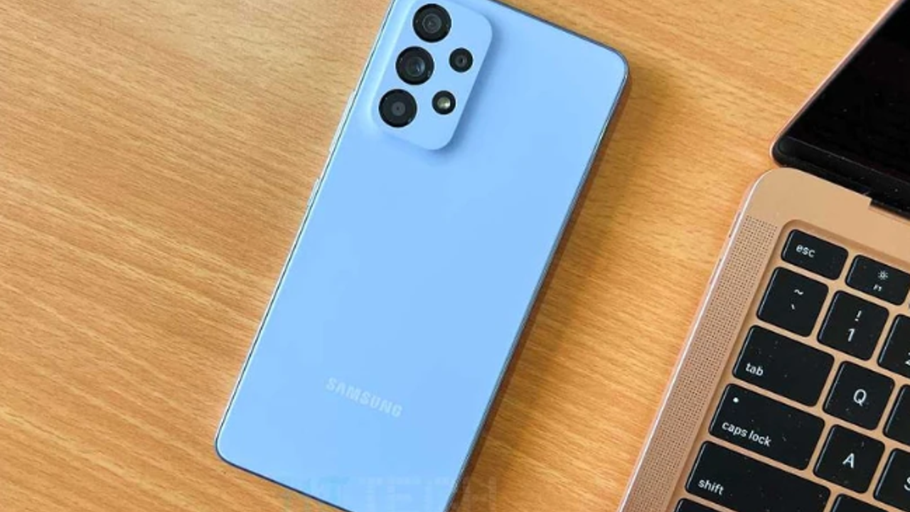 Üç Samsung cihazının maketleri ortaya çıktı