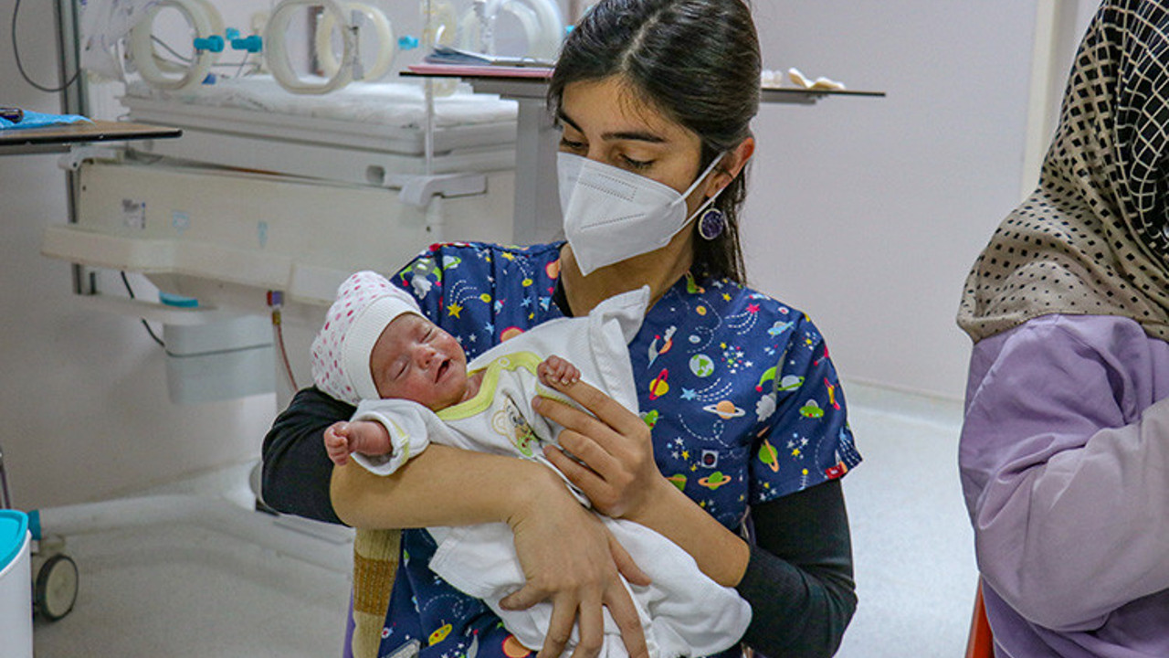 Prematüre bebek ölümleri azaldı