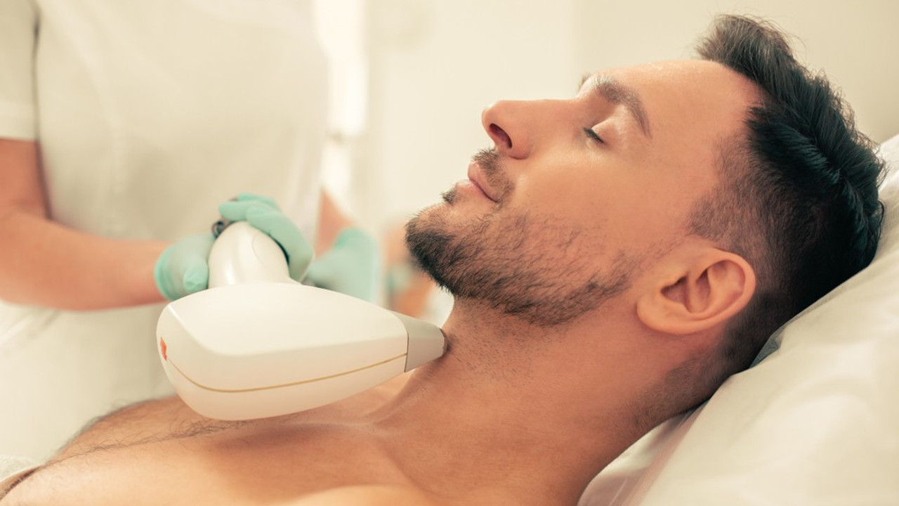 Kış geldi. Uzmanı lazer epilasyonuyla ilgili peş peşe uyarıları sıraladı