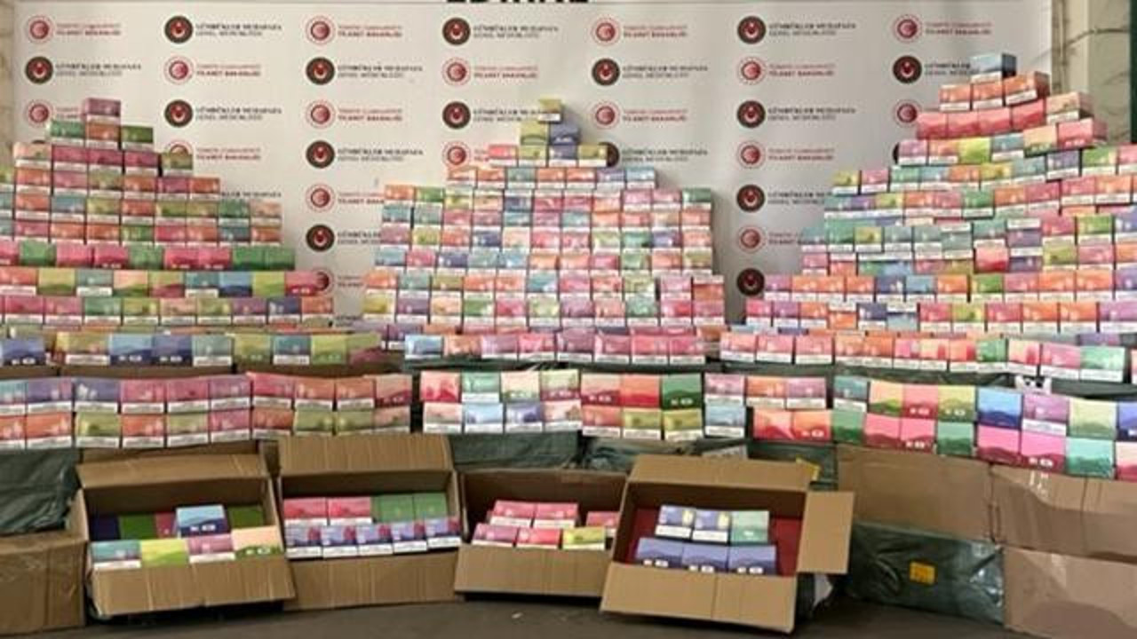 Binlerce kaçak sigara ele geçirildi