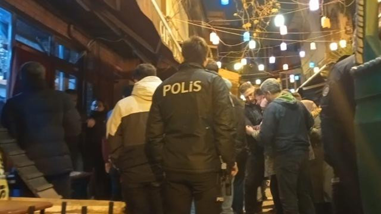 Fatih’te ortaklar arasında çıkan kavgada kan aktı: 1 ölü