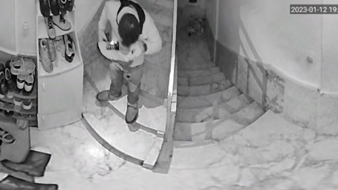 Bu da titiz hırsız: Ayakkabıları önce numarasına bakıp sonra koklayarak çaldı