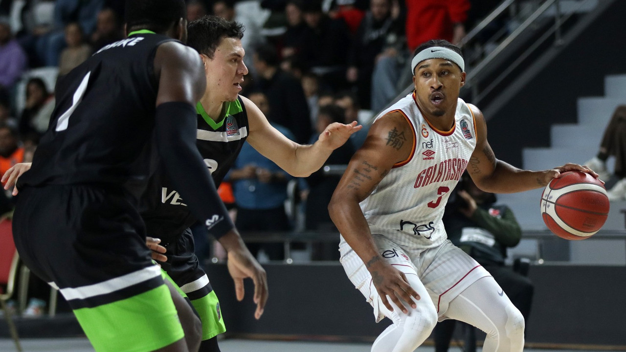 Galatasaray Nef'e Manisa'da darbe