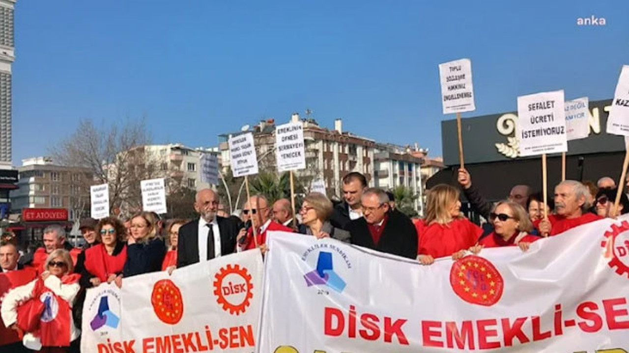 Emeklilerden AKP'ye zam isyanı. Zorbalık yerini demokrasiye bıracaktır