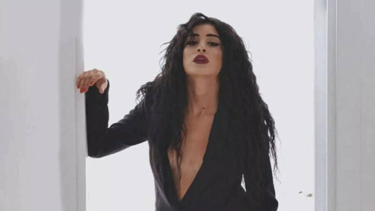 Ünlü şarkıcı Seçil Çiftçi katil oldu. Babası ile eski sevgilisini öldürüp ormana gömdü