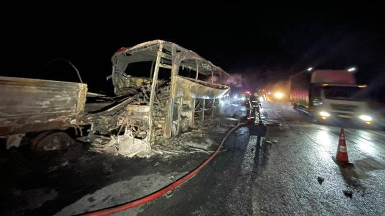Mersin'de otobüs TIR’a arkadan çarptı: 3 kişi hayatını kaybetti, 37 kişi de yaralandı