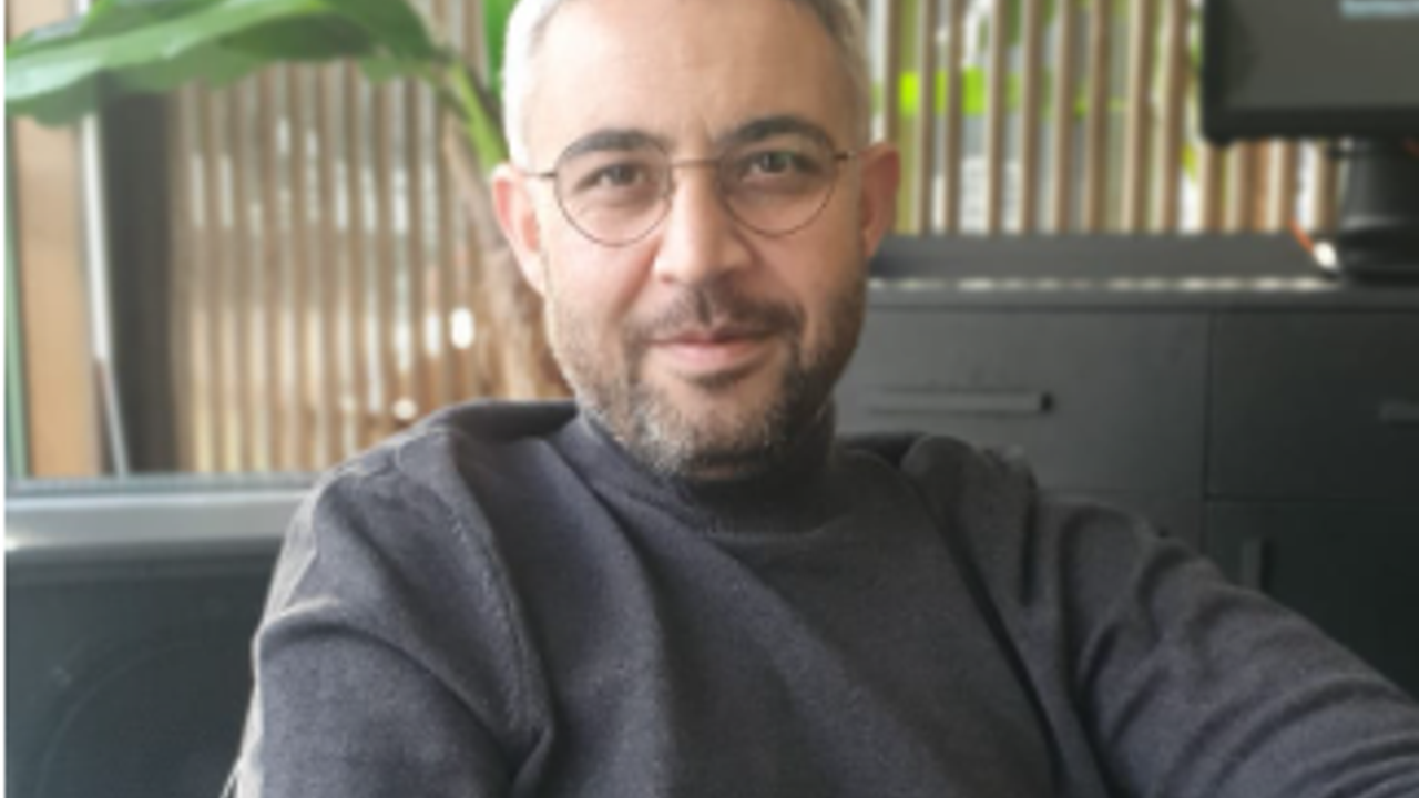 KRT Genel Yayın Yönetmeni 41.5 yıl hapis cezası alan çocuk tecavüzcüsünü suçlu göstermekten yargılanıyor