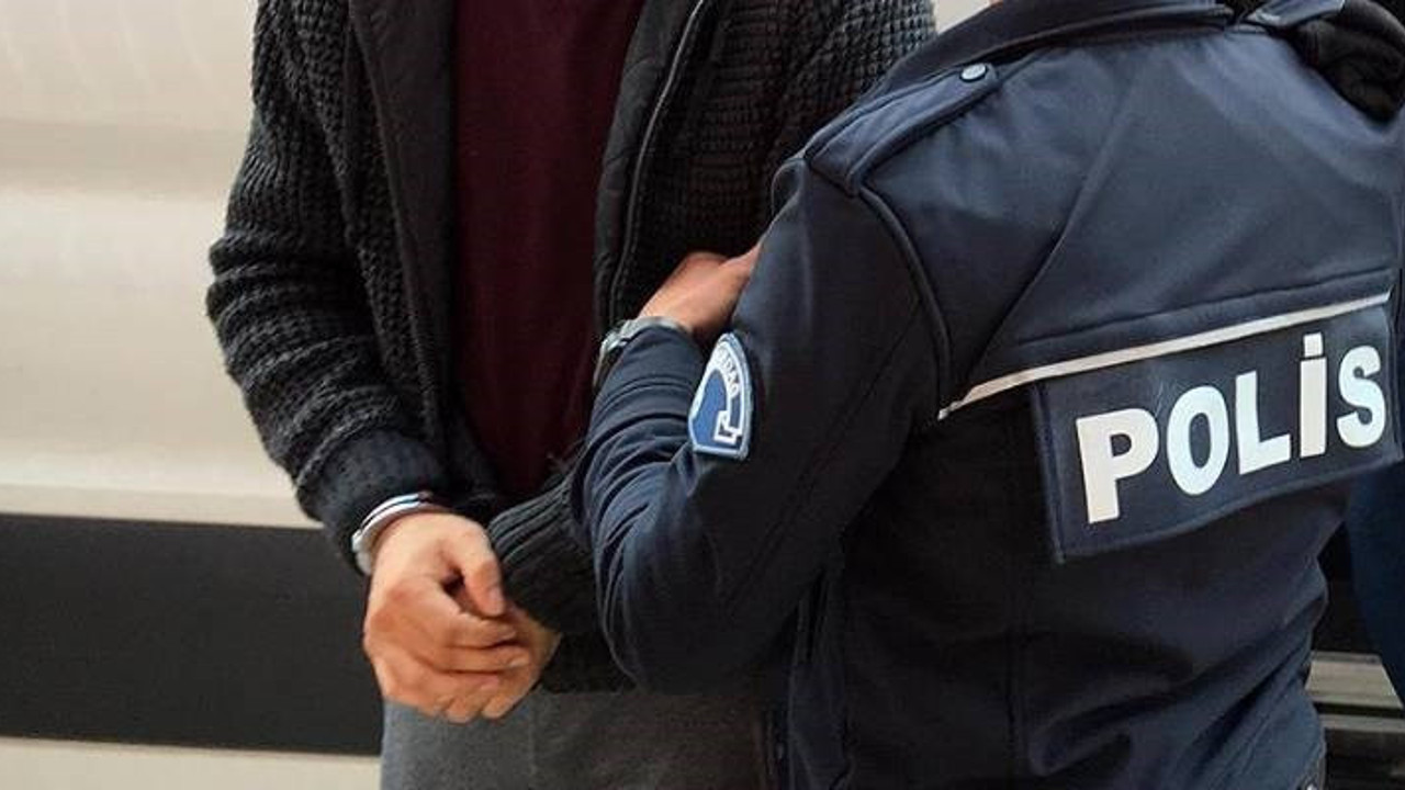 Cami duvarına çirkin çizim yapanlar yakalandı