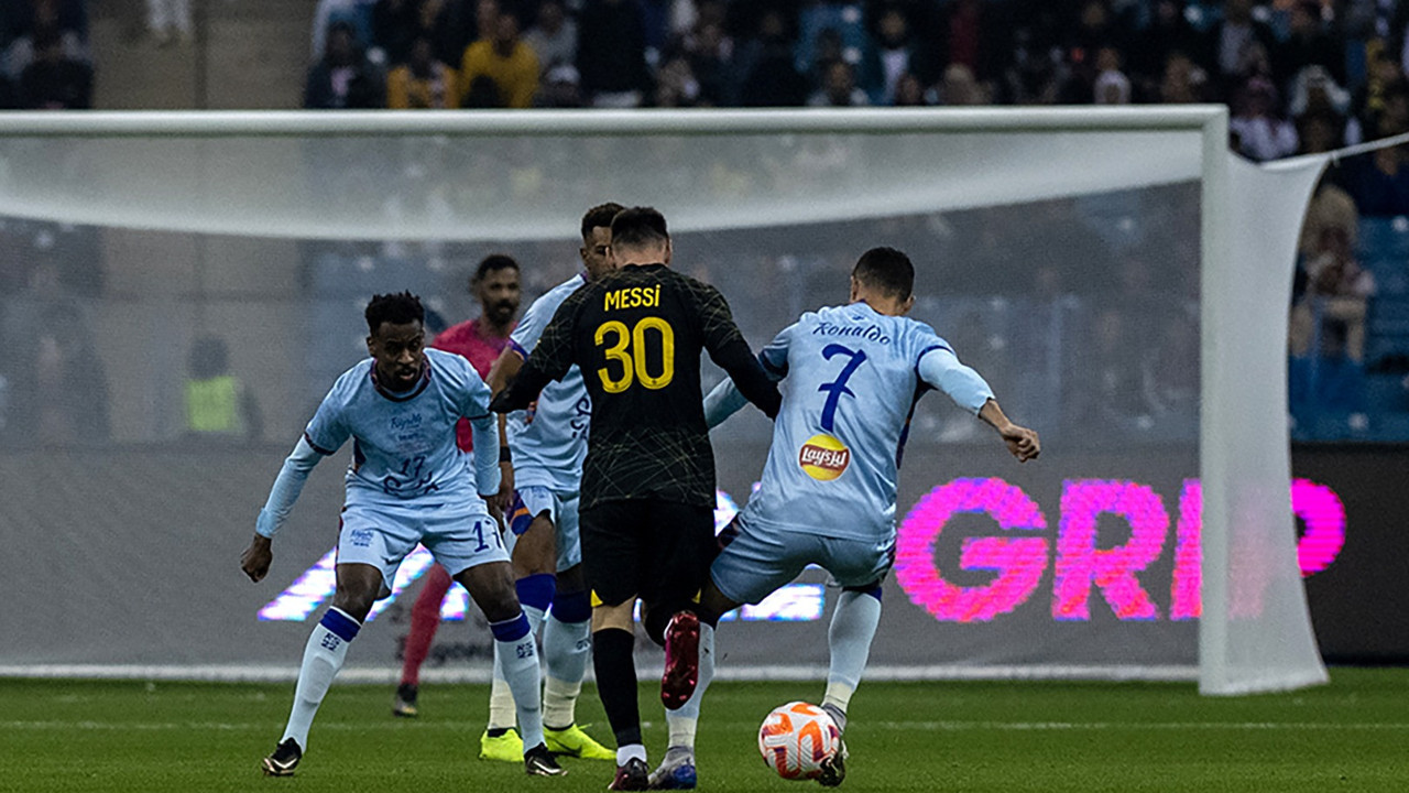 Messi ve Ronaldo'nun düellosunda kazanan PSG