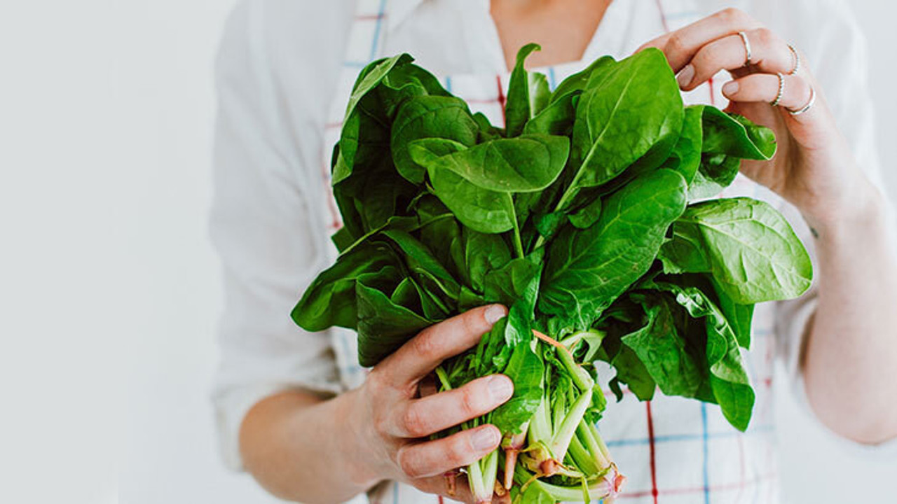 Zehirliyor. Ispanağı sakın böyle yemeyin